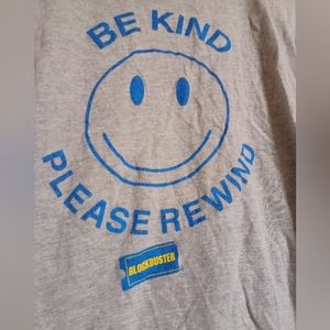 Vintage Blockbuster Be kind please rewind t-shirt